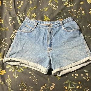 Vintage Gitano Light Wash Jean Shorts
